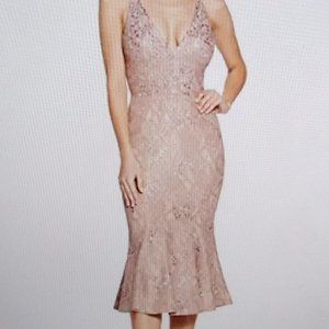 Dress the Population Isabelle